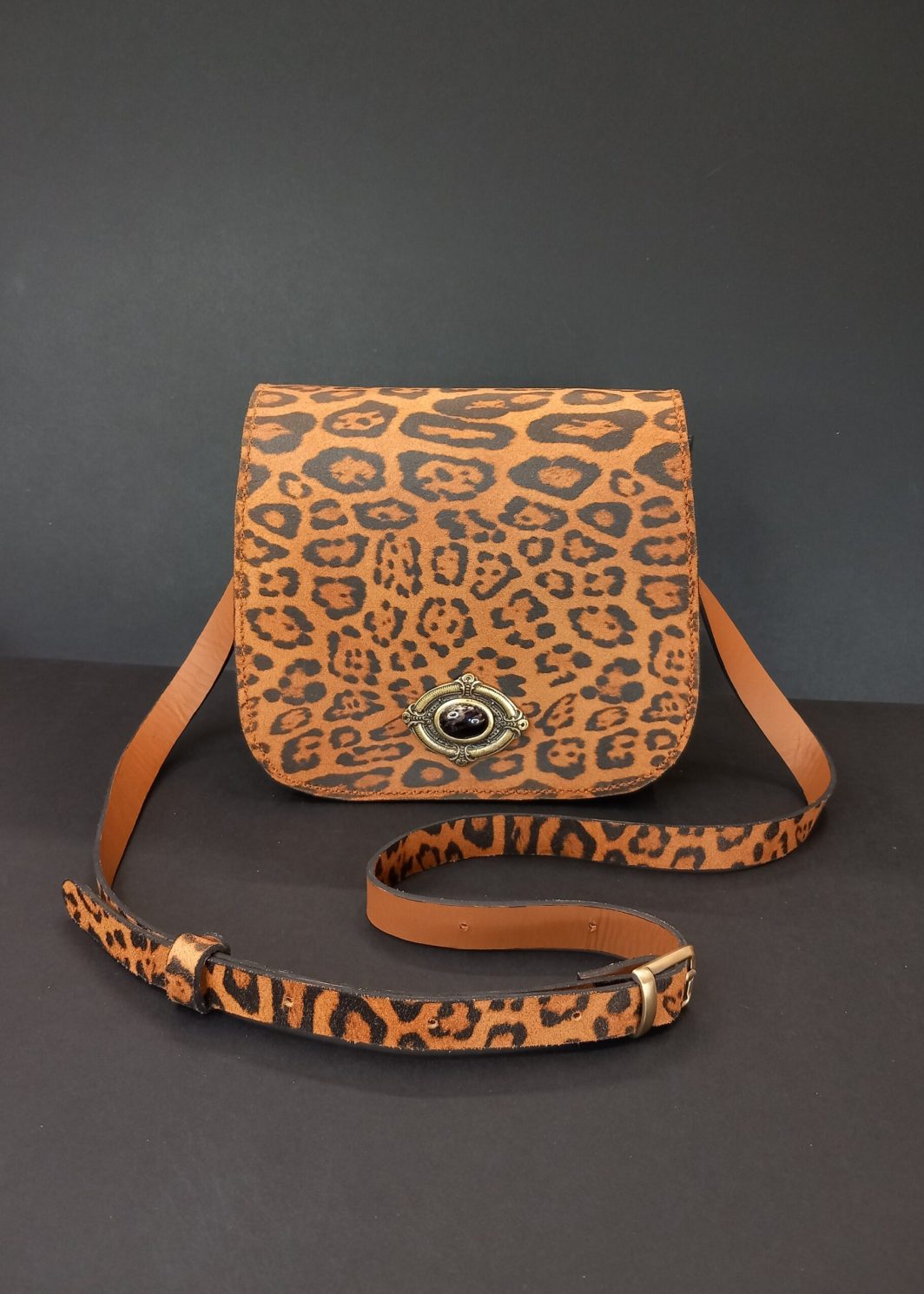 Δερμάτινη τσάντα