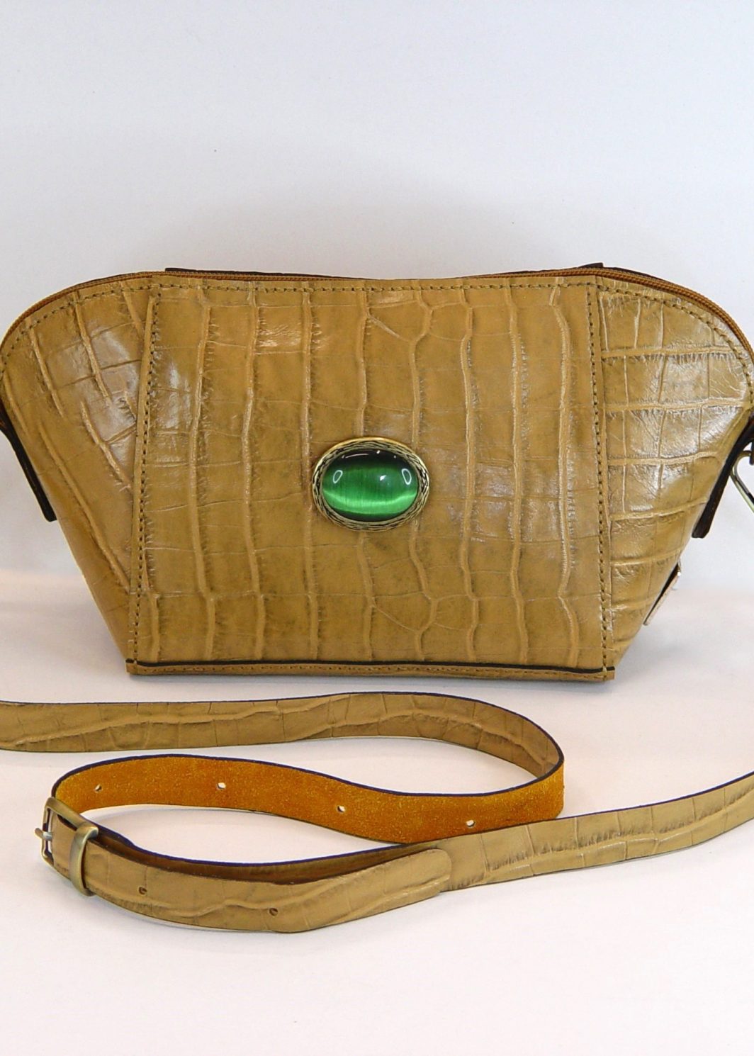 Δερμάτινη τσάντα ώμου