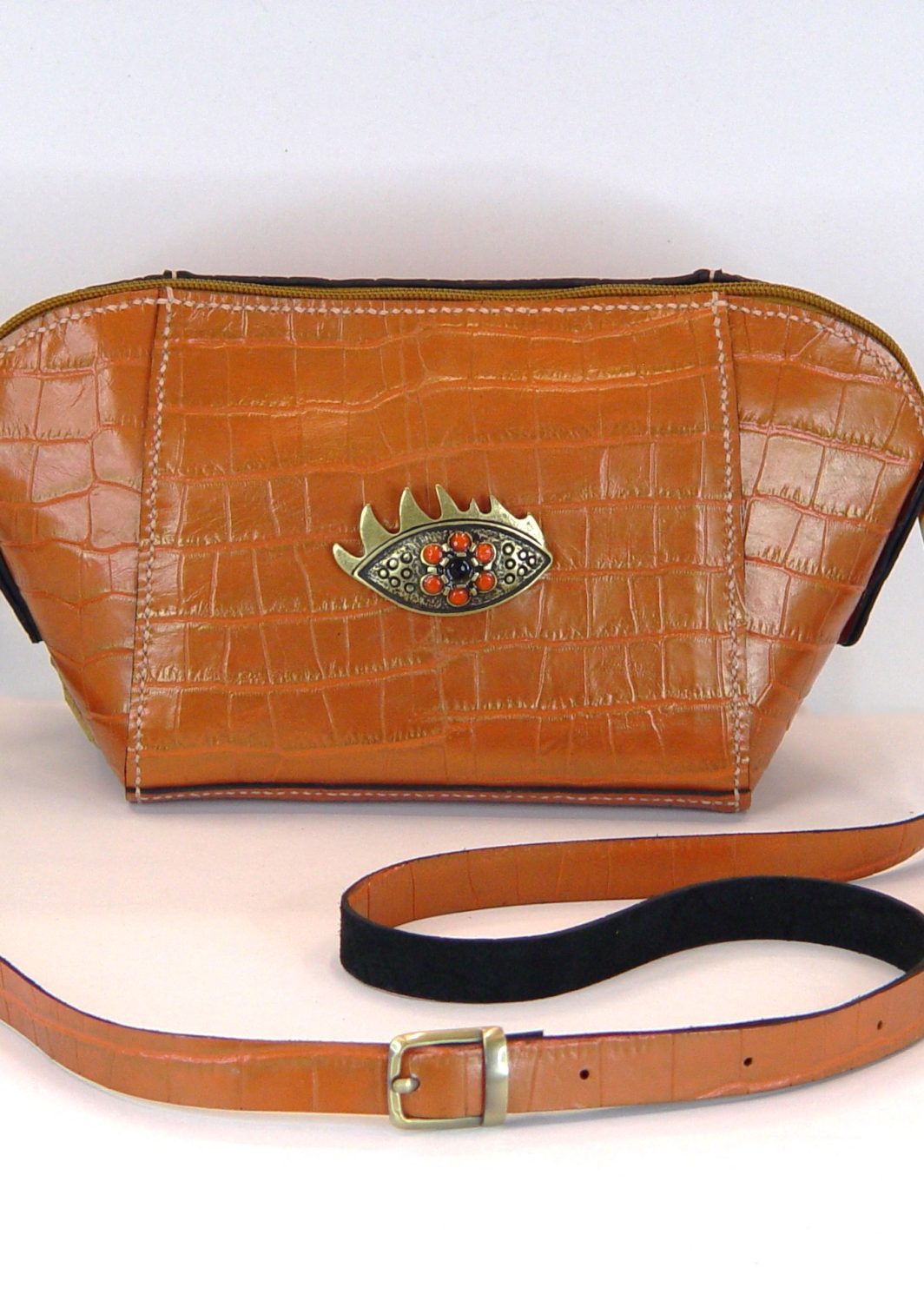 Δερμάτινη τσάντα ώμου